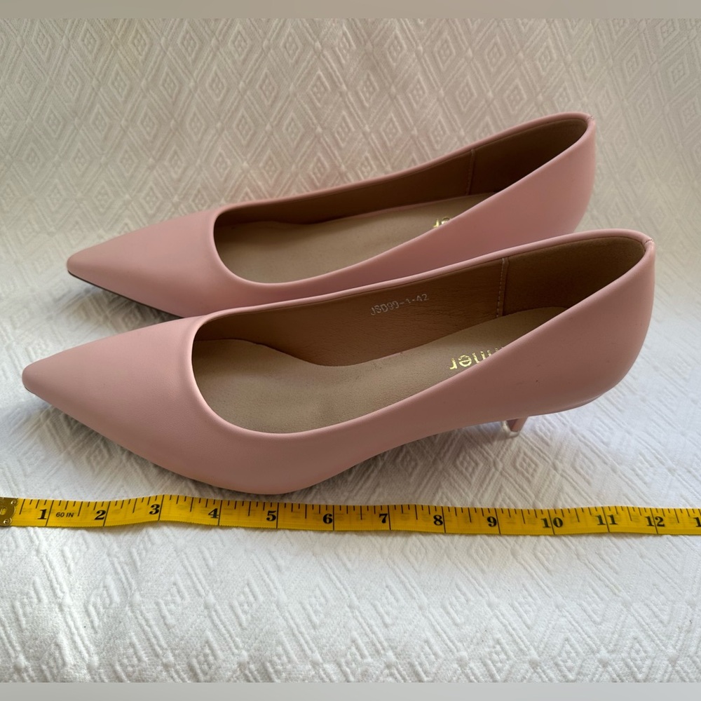 Chic Pink Heels - Picture 11 of 16